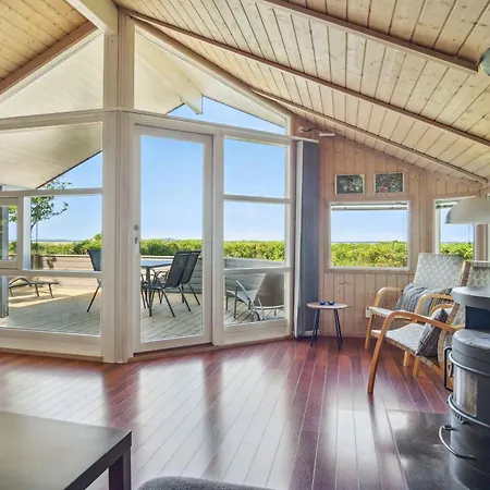 House With Sea View Of The Great Belt * Skaelskor