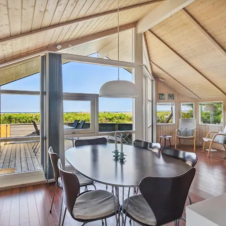 House With Sea View Of The Great Belt Feriehus *
